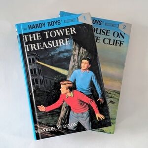 The Hardy Boys Book Set - The Tower Treasure & The House on the Cliff